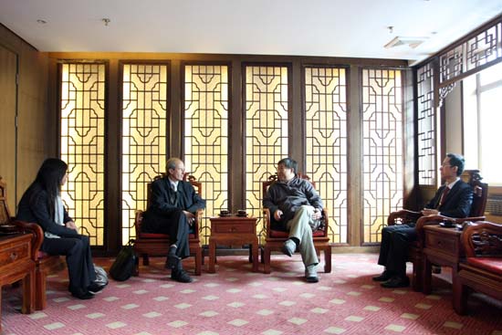 Dr Martin Rama paid a visit to our university